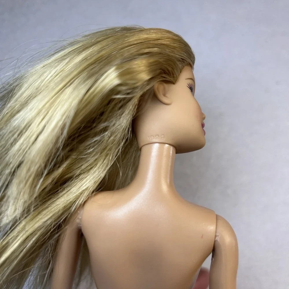 Vintage Mattel 1998 Potty Training Taffy Barbie without Dog